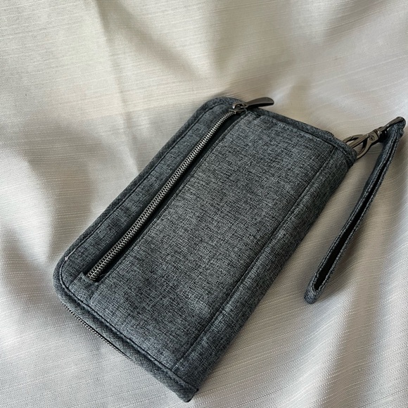 Lug mini puddle jumper and tandem wallet - Picture 8 of 8